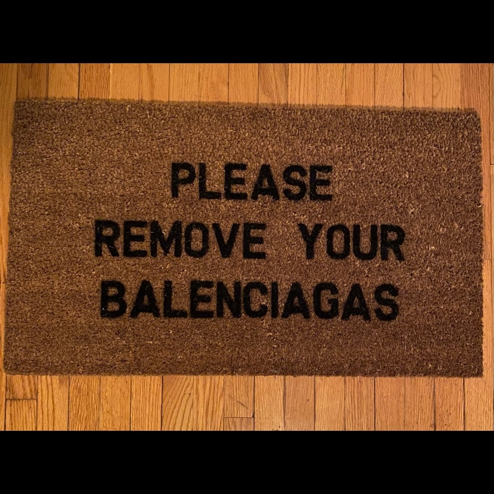 Balenciaga carpet rug entranc / bag shoes